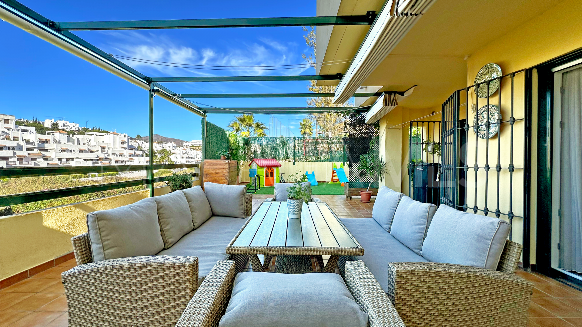 Ground floor apartment for sale in Las Joyas with 2 bedrooms