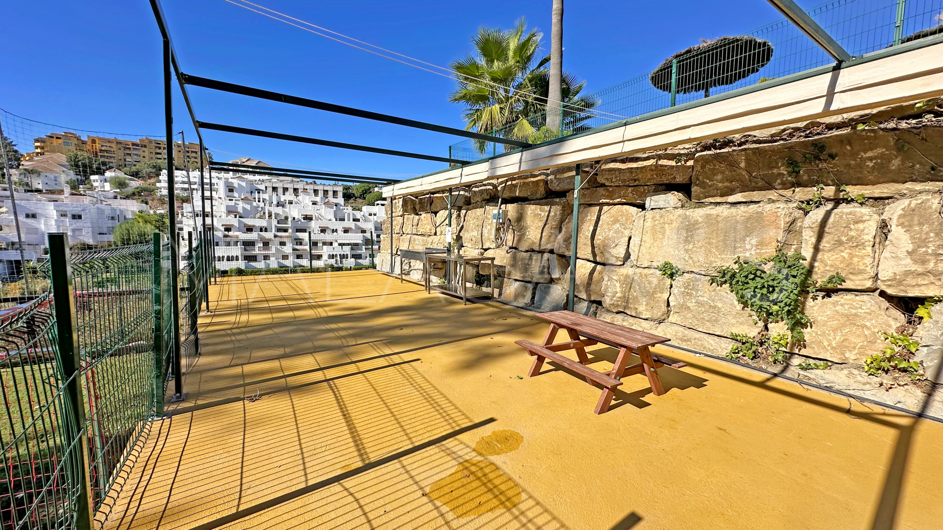 Ground floor apartment for sale in Las Joyas with 2 bedrooms