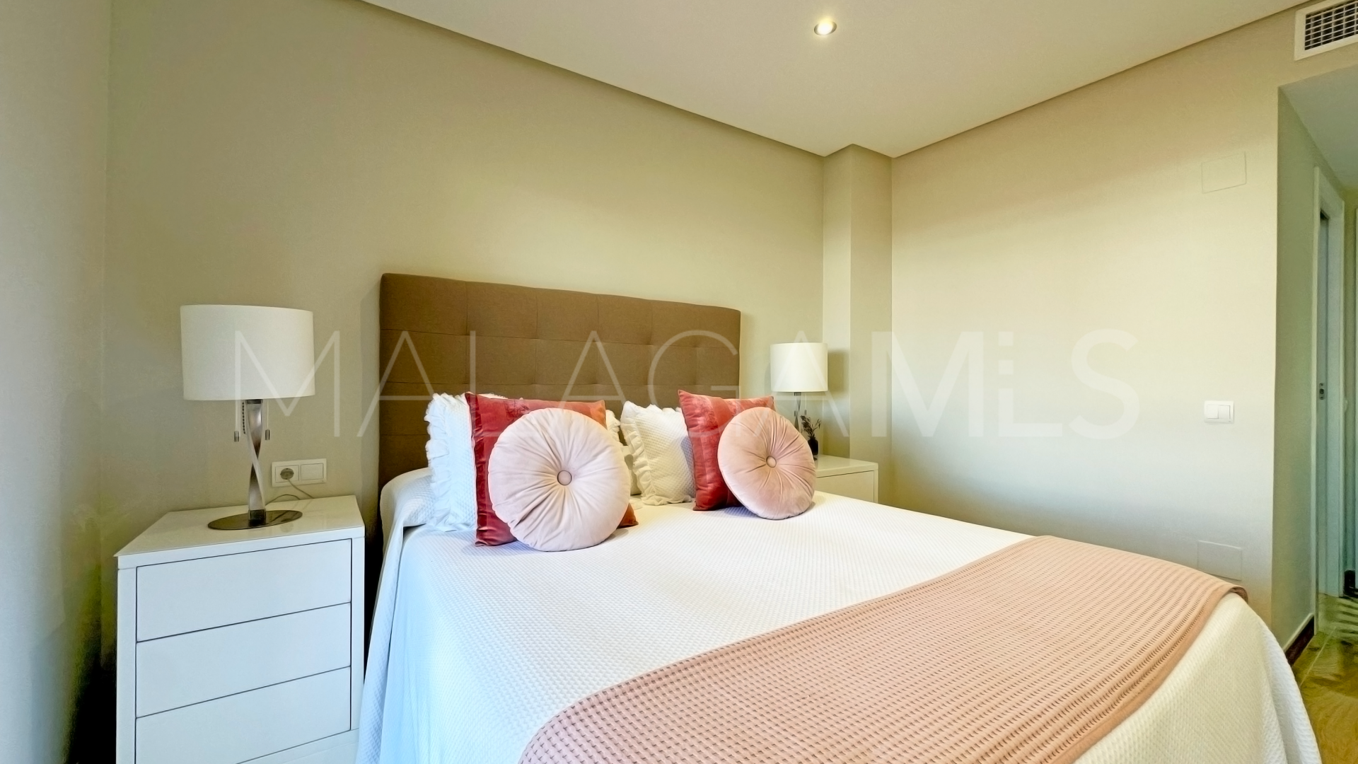 Ground floor apartment for sale in Las Joyas with 2 bedrooms