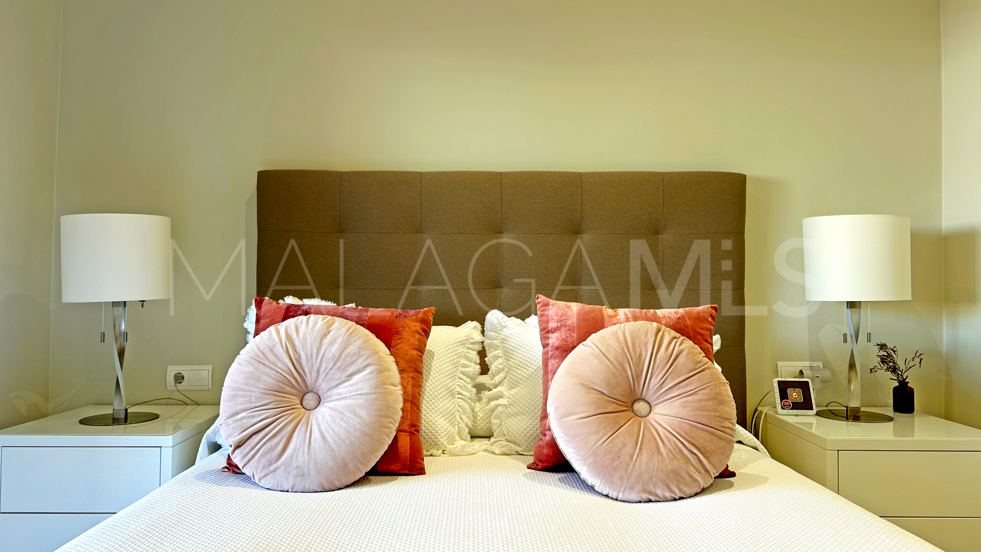 Ground floor apartment for sale in Las Joyas with 2 bedrooms