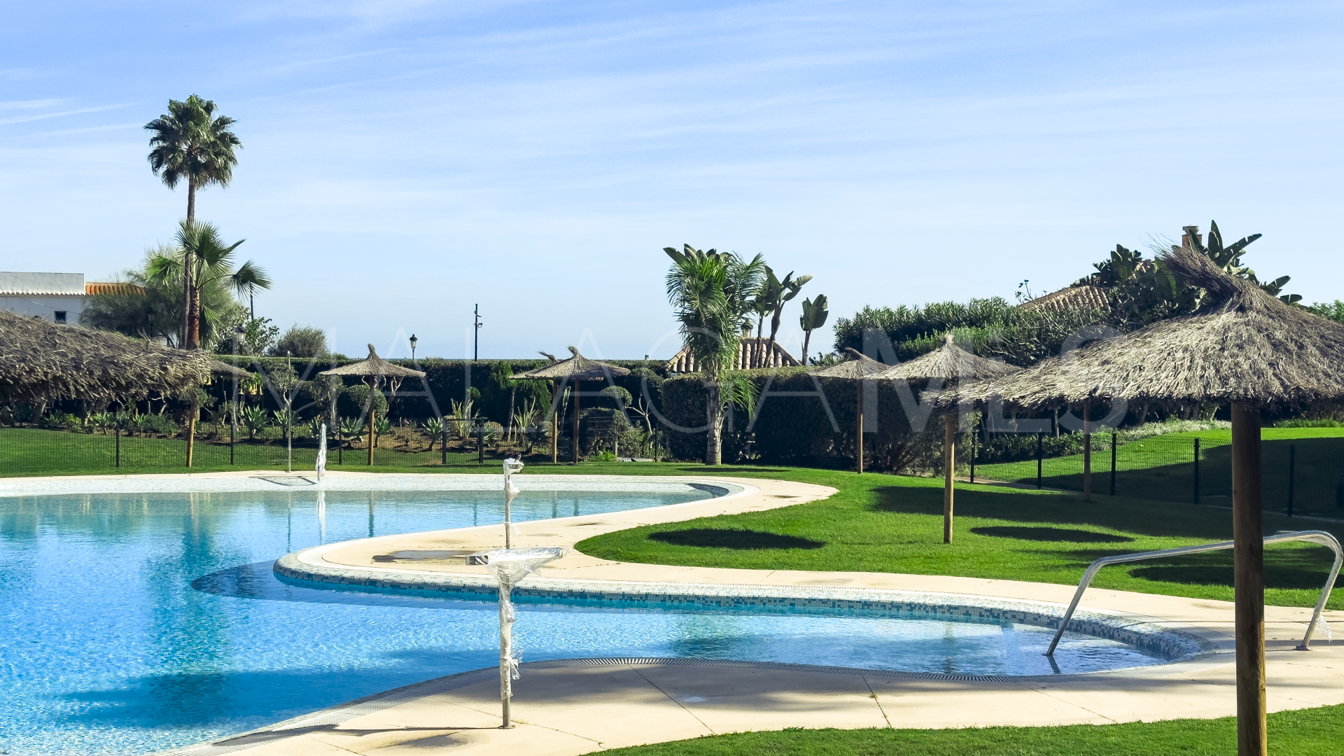 Markplanslägenhet for sale in Los Granados de Duquesa