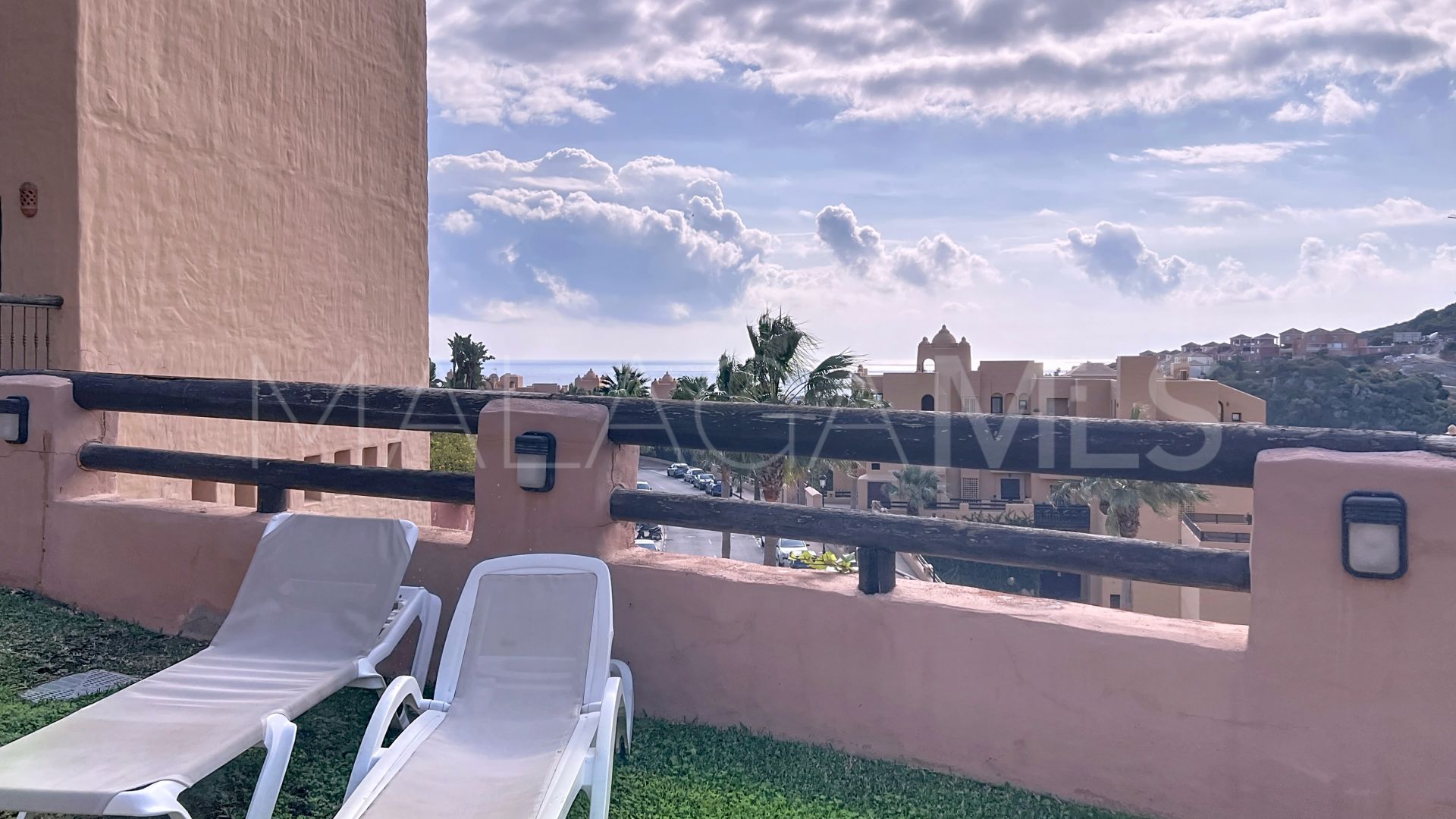 Erdgeschosswohnung for sale in Coto Real