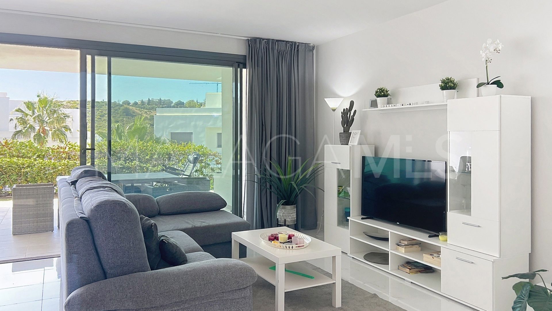 Buy apartamento planta baja in Casares del Sol - Casares Golf with 3 bedrooms