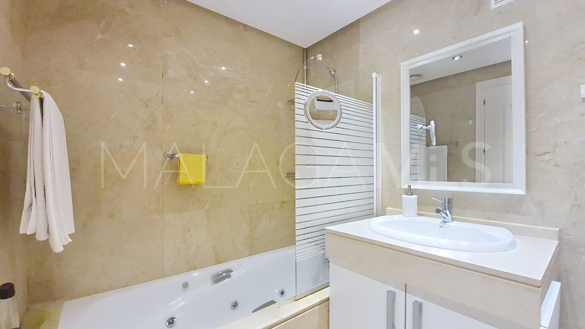 Wohnung for sale in Duquesa Village