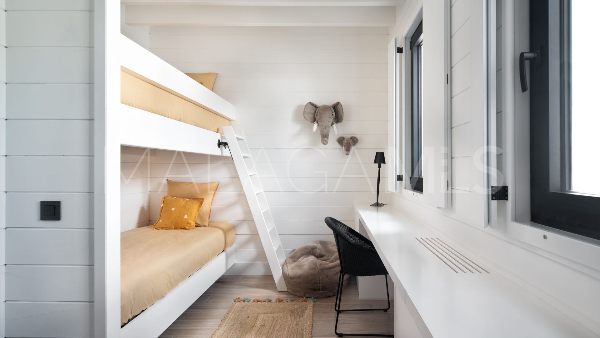 Se vende villa in Valle Romano with 4 bedrooms