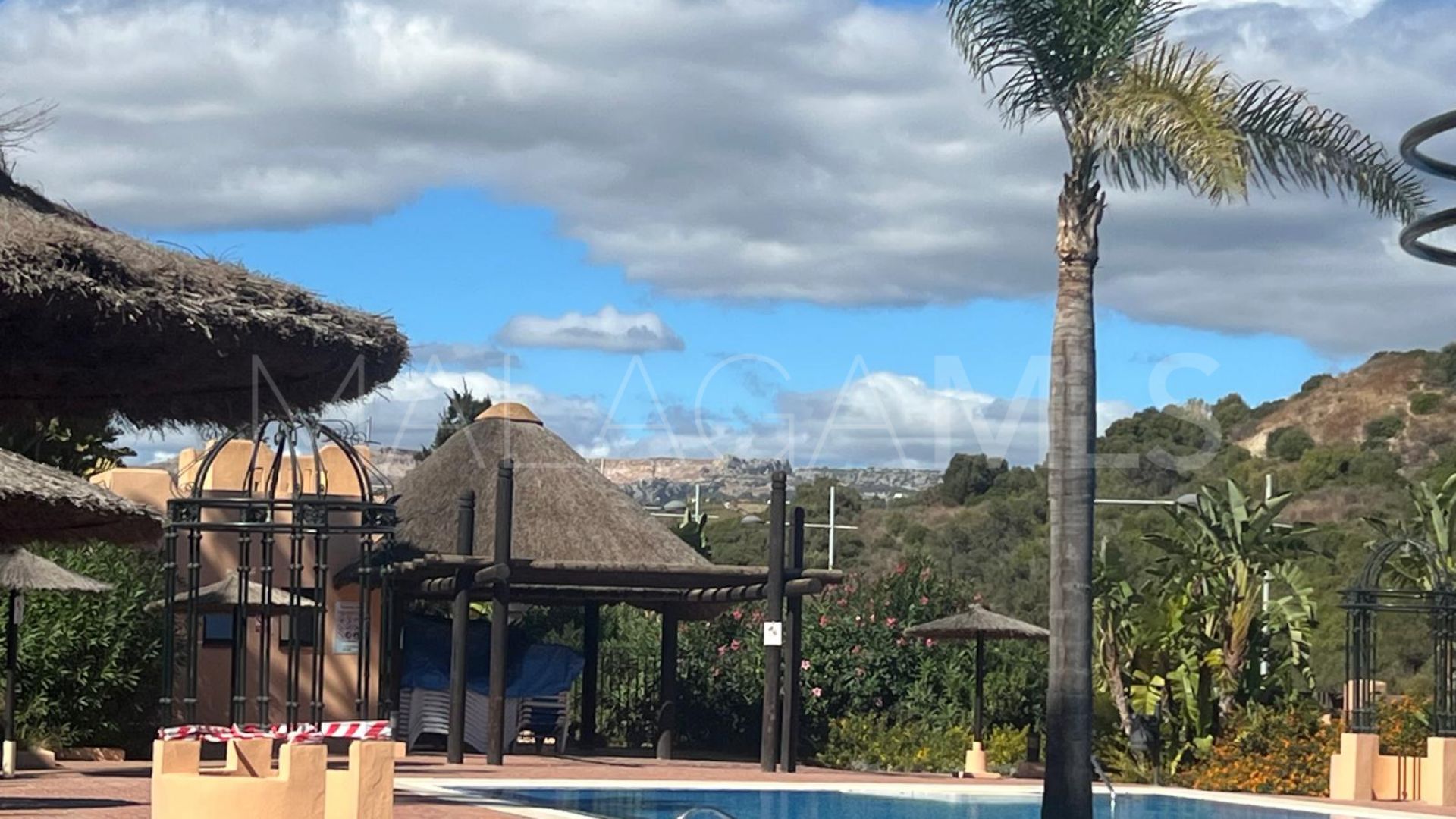 Lägenhet for sale in Duquesa Village