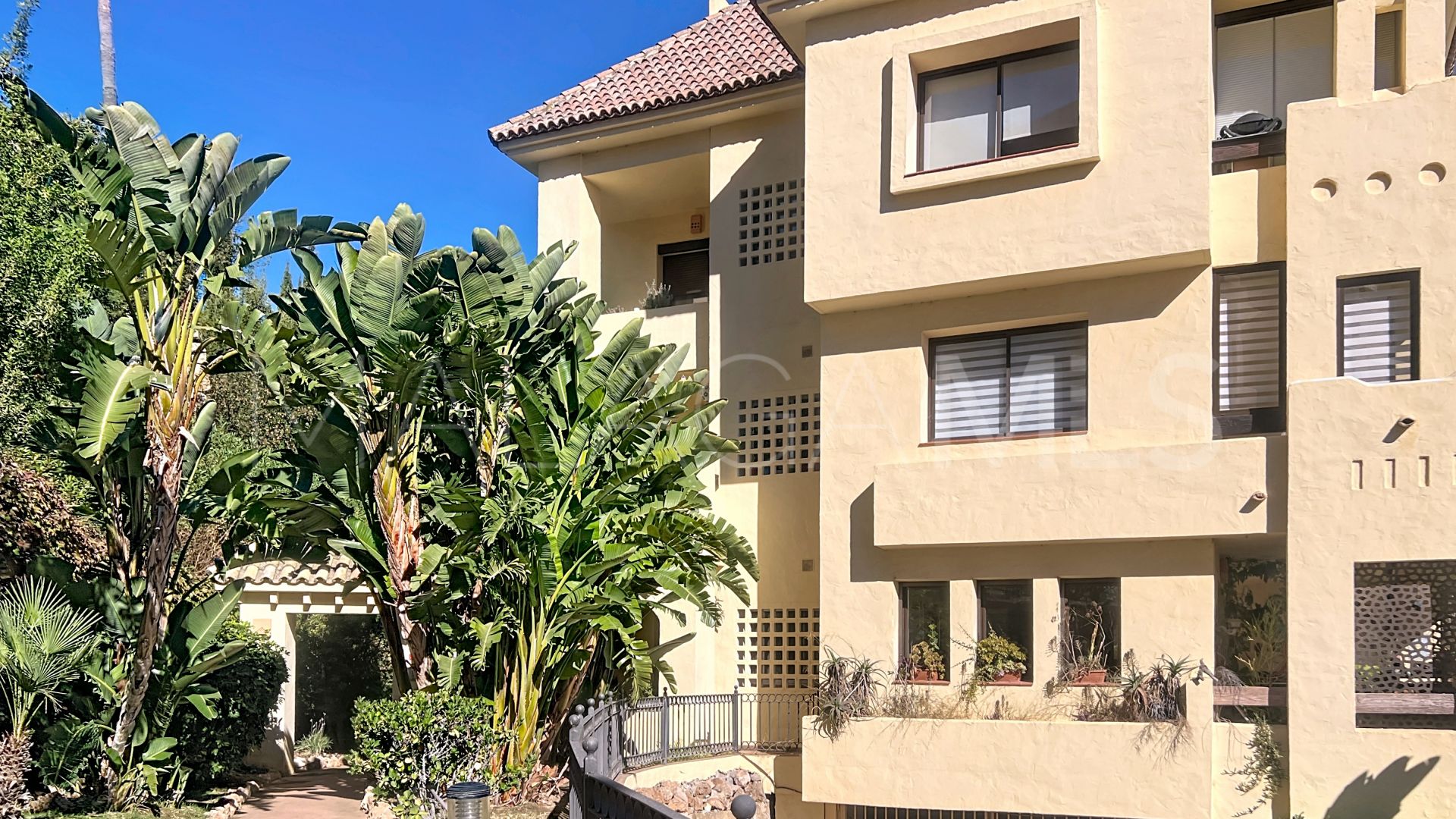 Lägenhet for sale in Duquesa Village