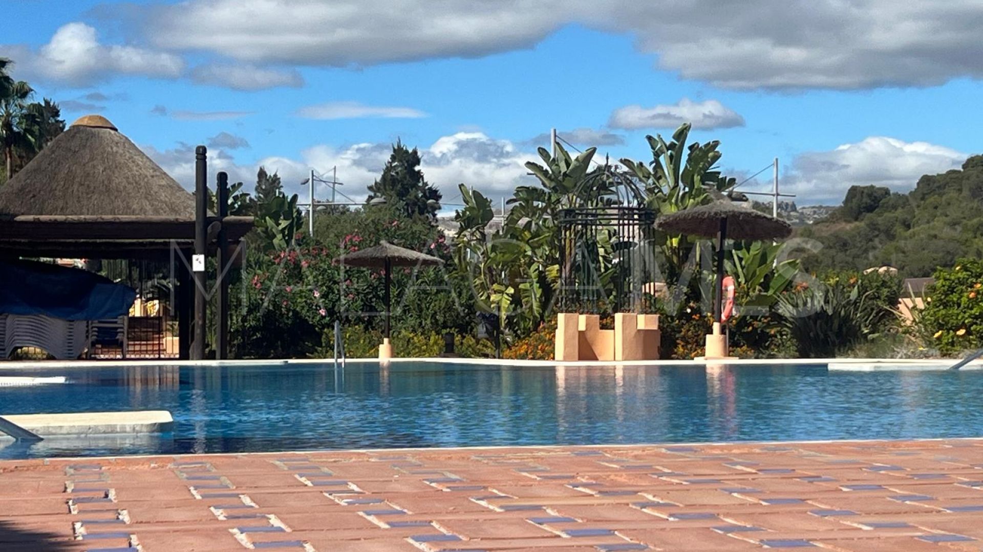 Lägenhet for sale in Duquesa Village