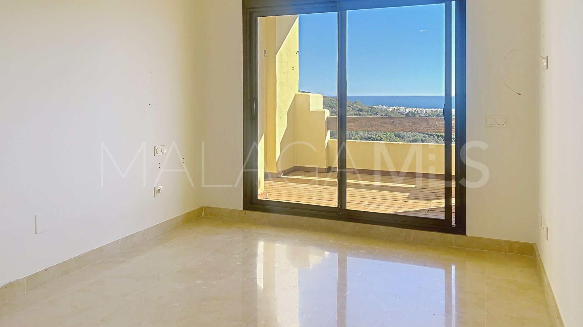 Lägenhet for sale in Duquesa Village