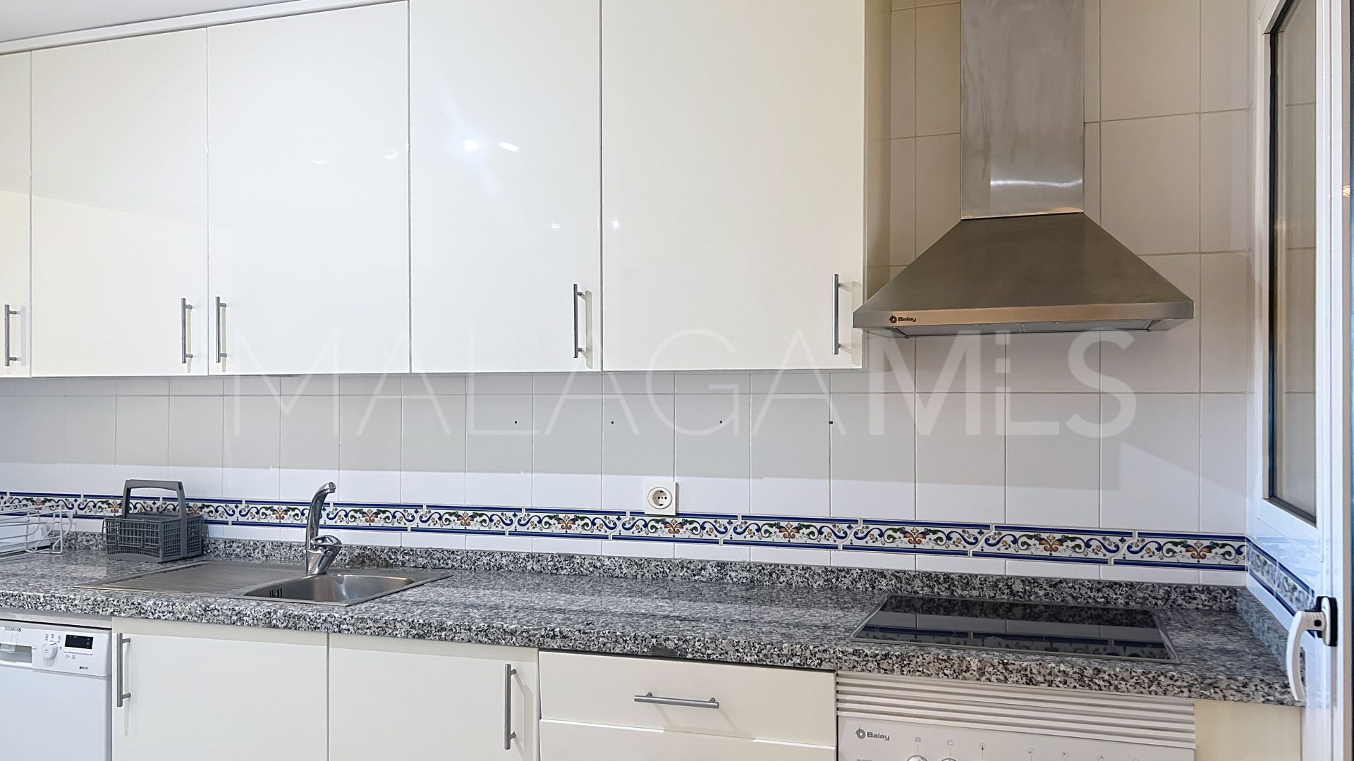 Lägenhet for sale in Duquesa Village