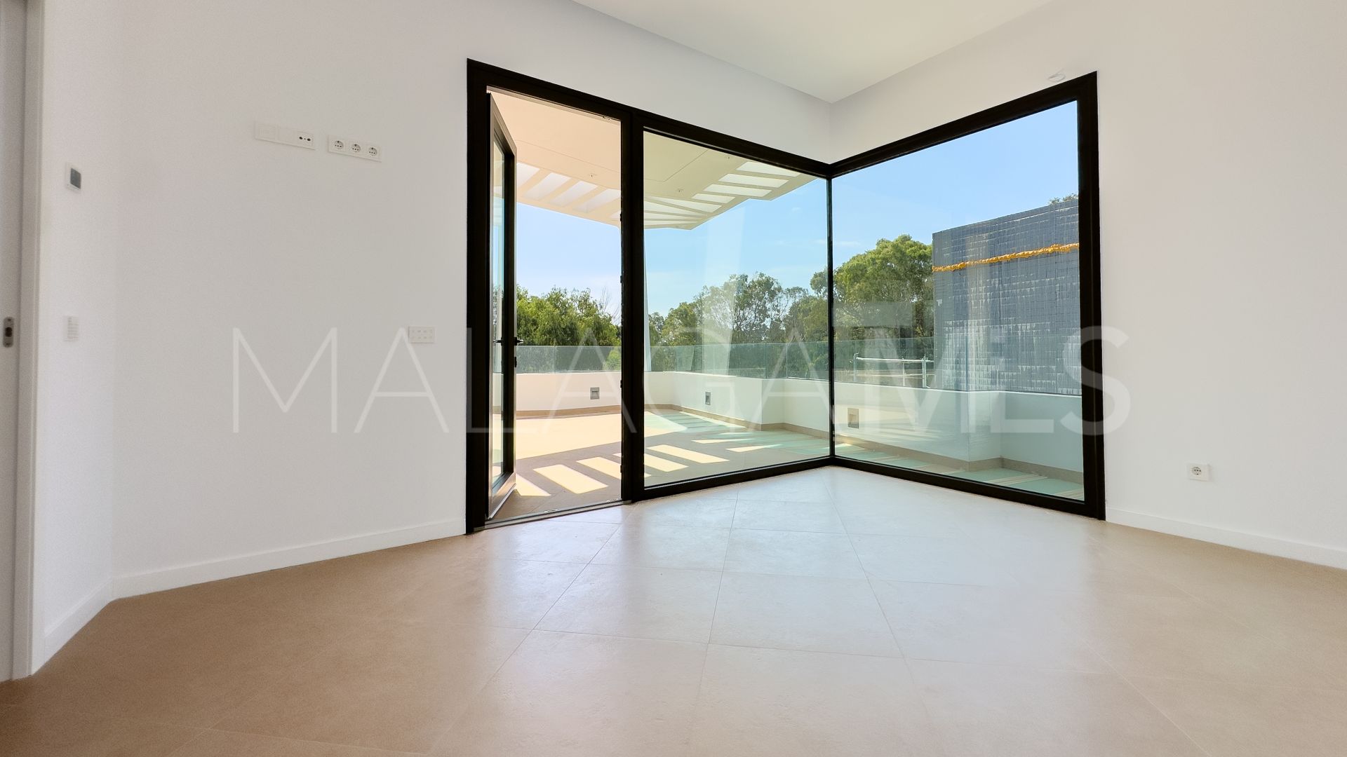 Villa for sale in Monte Biarritz
