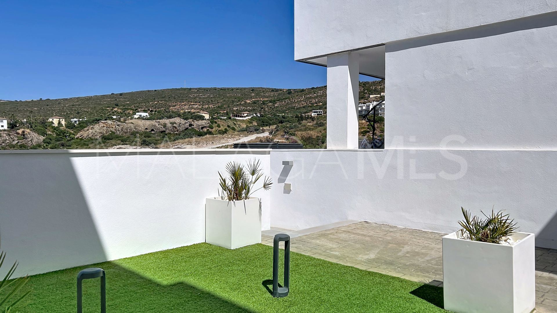 Adosado for sale in Bahia de las Rocas with 4 bedrooms