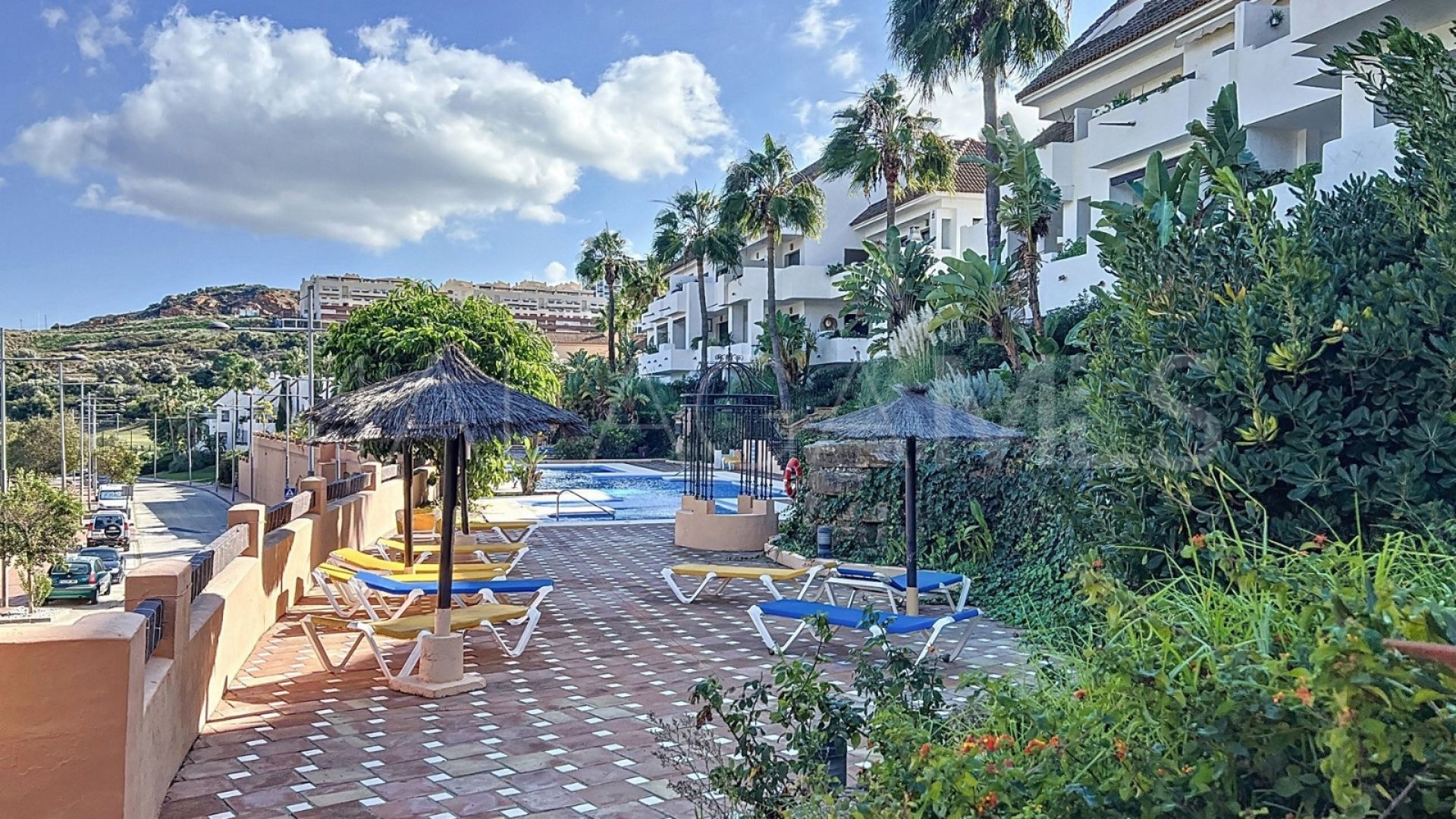 Erdgeschosswohnung for sale in Duquesa Village