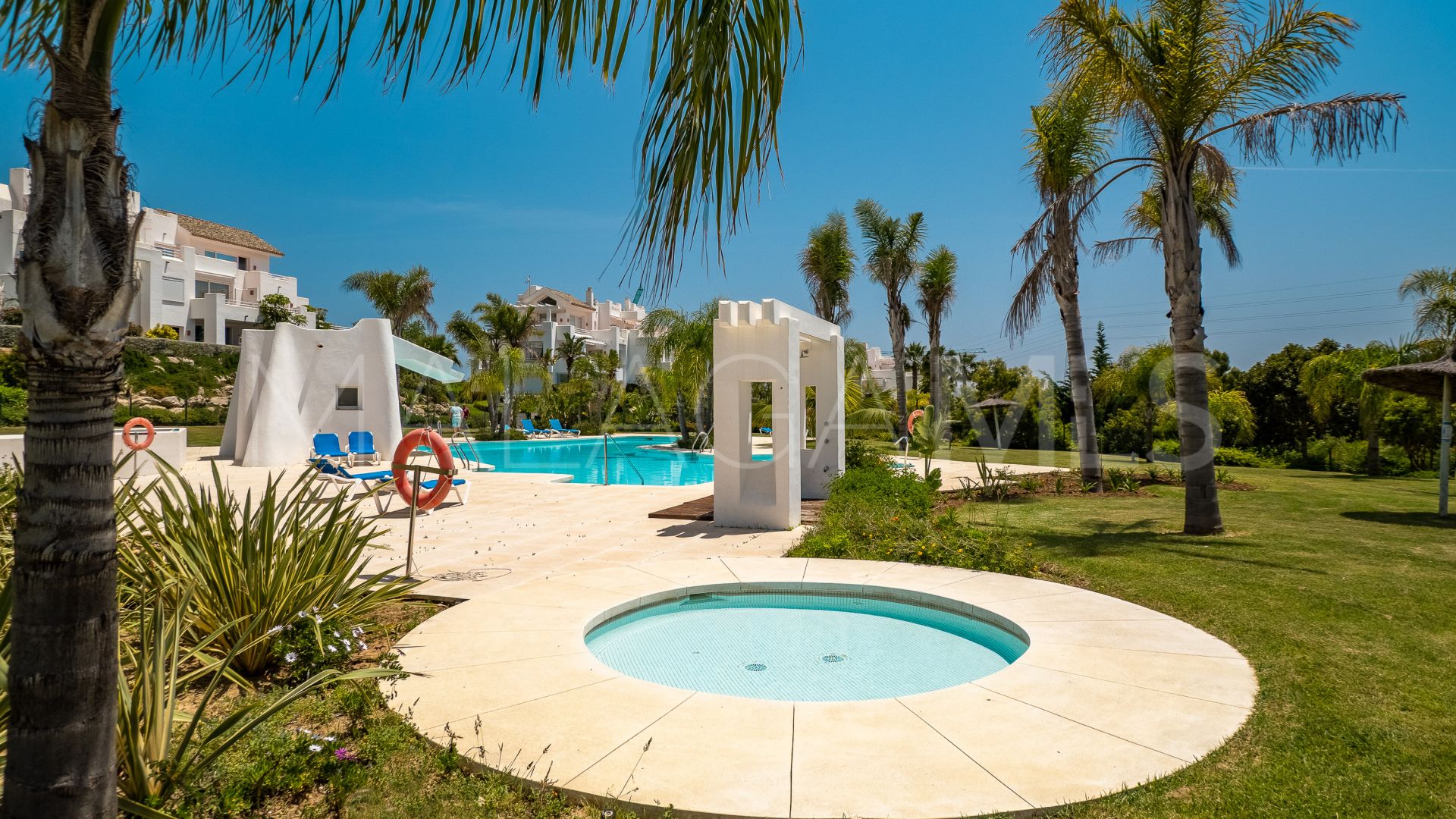 For sale 2 bedrooms apartment in Alcazaba Lagoon