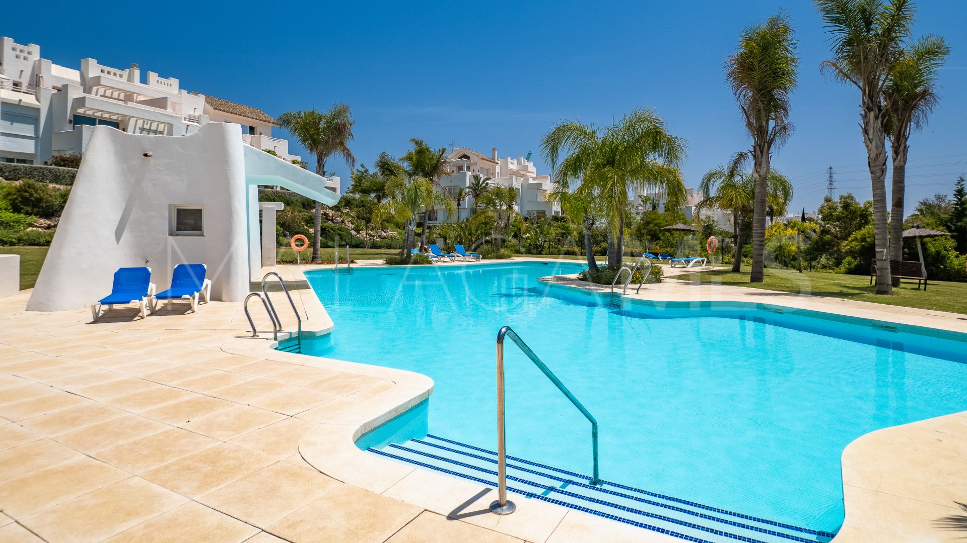 For sale 2 bedrooms apartment in Alcazaba Lagoon