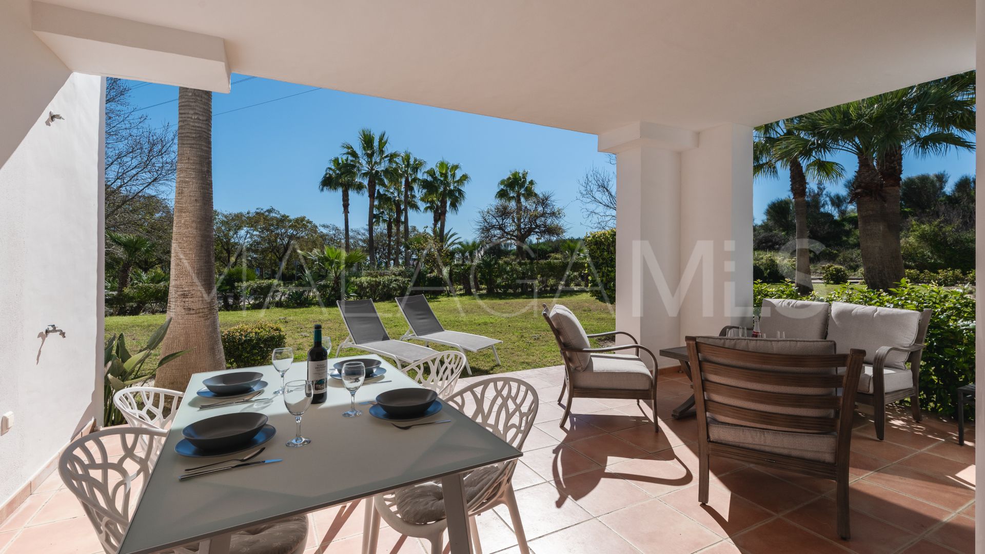 For sale 2 bedrooms apartment in Alcazaba Lagoon