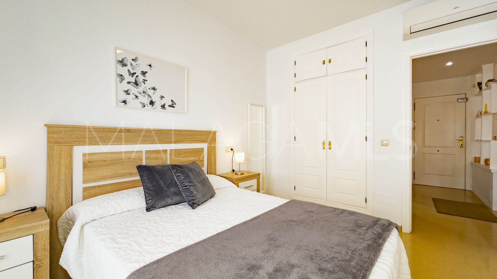 For sale Sabinillas apartment with 3 bedrooms