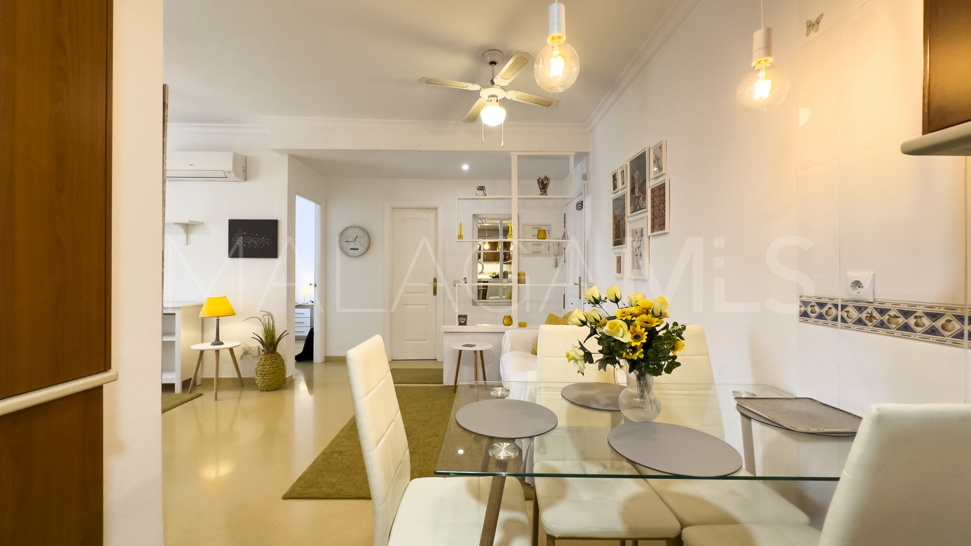 For sale Sabinillas apartment with 3 bedrooms