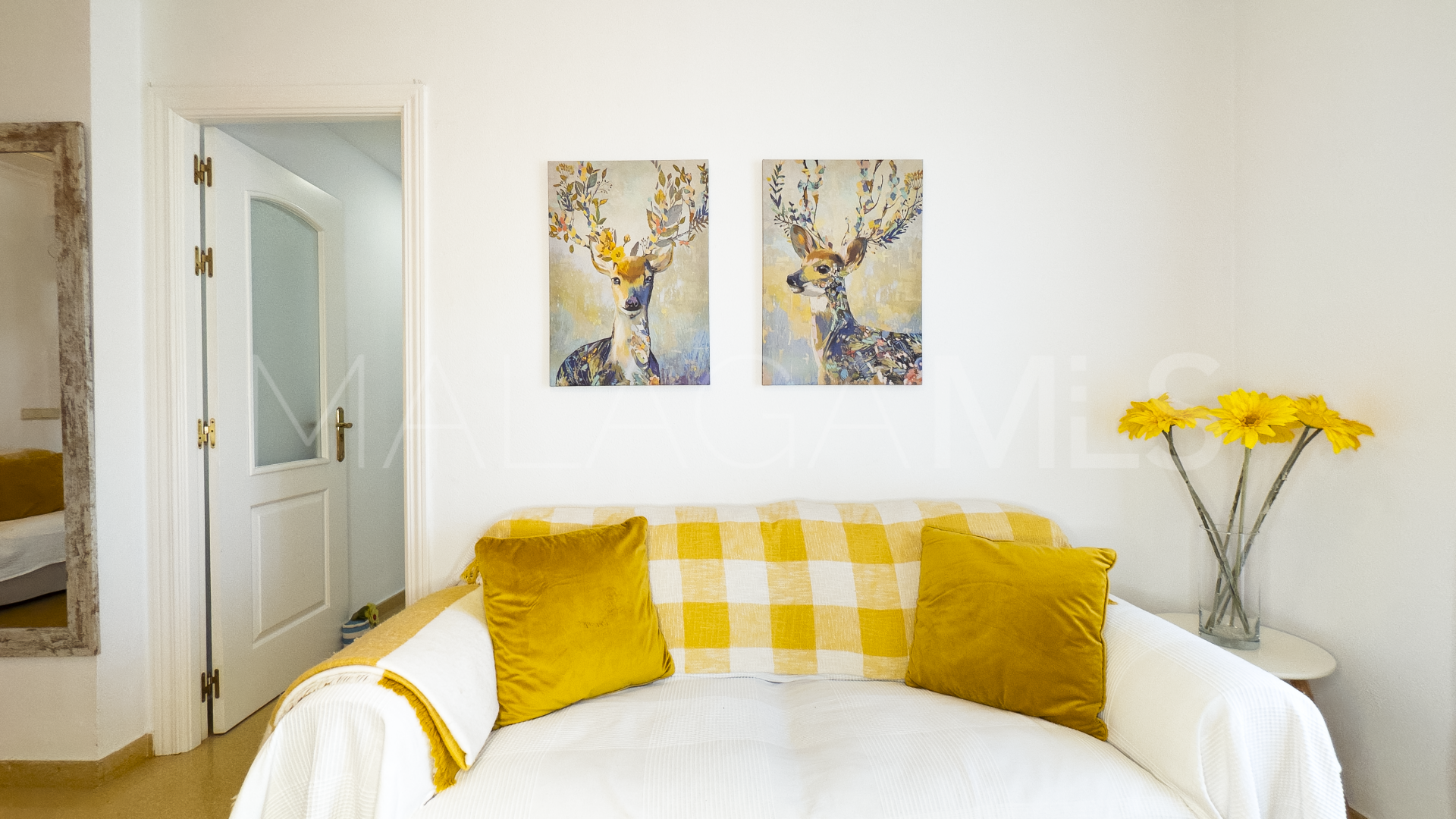 For sale Sabinillas apartment with 3 bedrooms