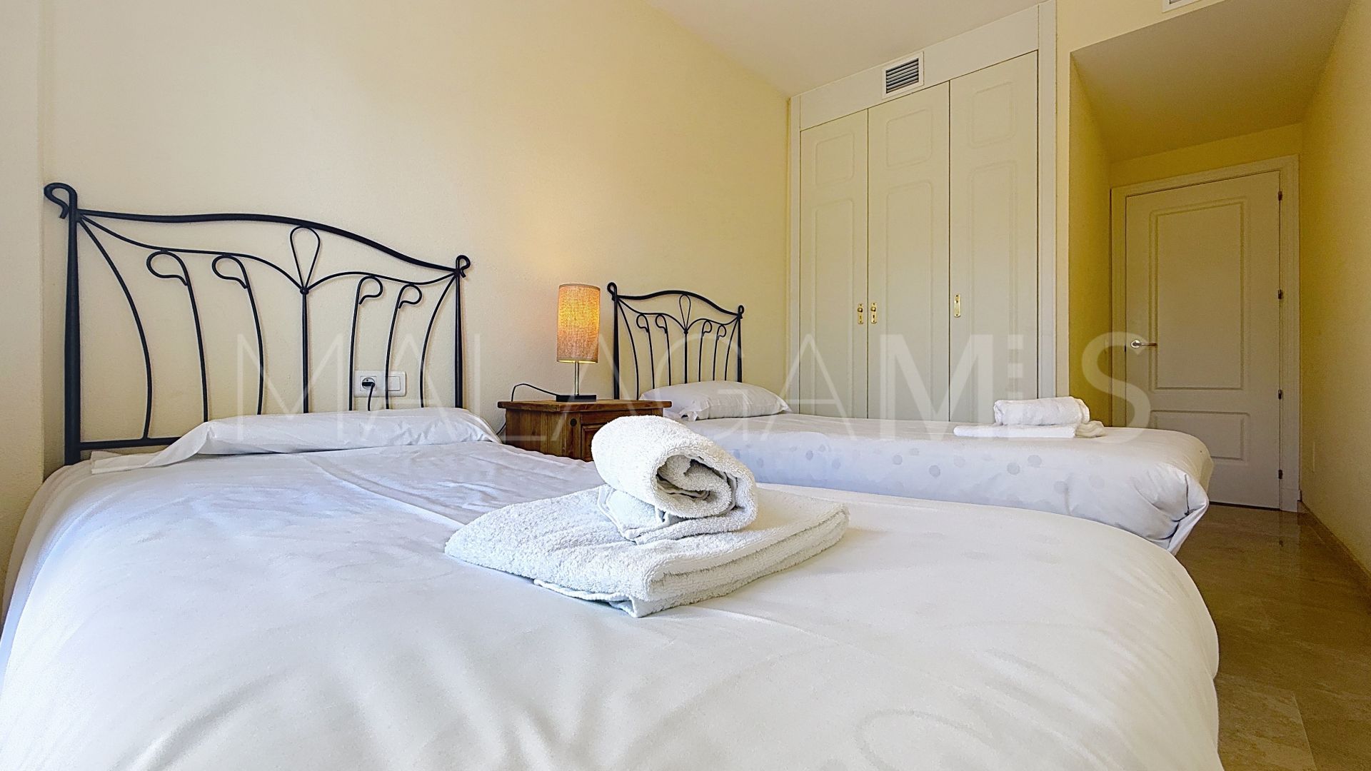 Marina Real apartment for sale