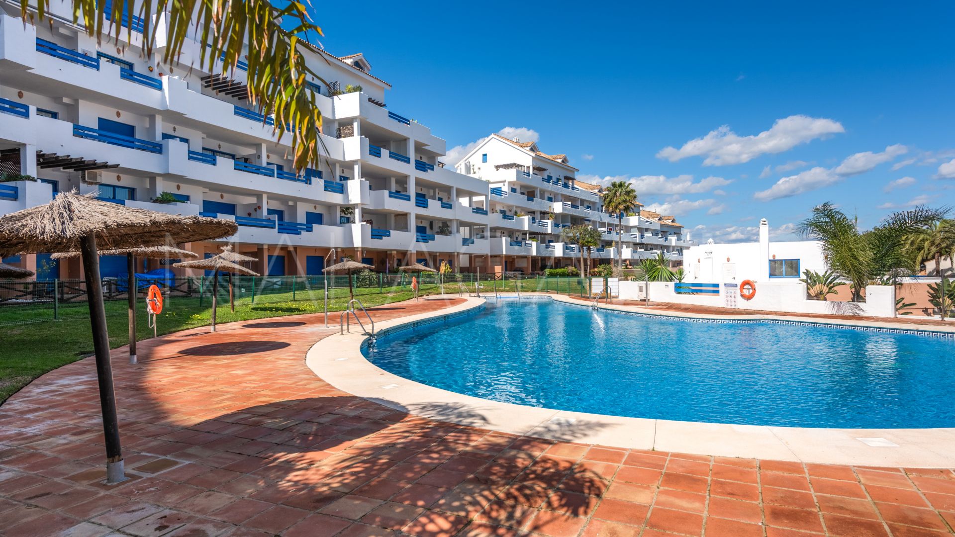 Duplex penthouse for sale in Duquesa Suites