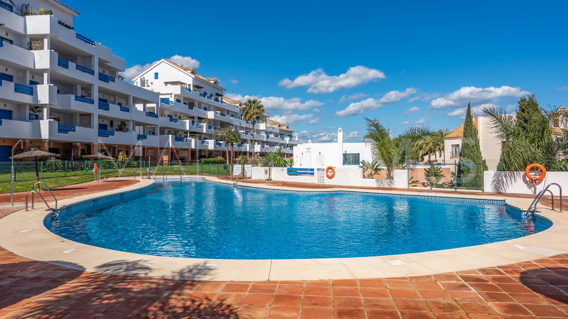 Duplex penthouse for sale in Duquesa Suites