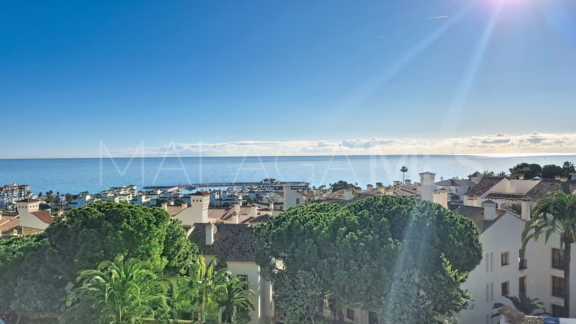 Tvåvånings takvåning for sale in Duquesa Suites