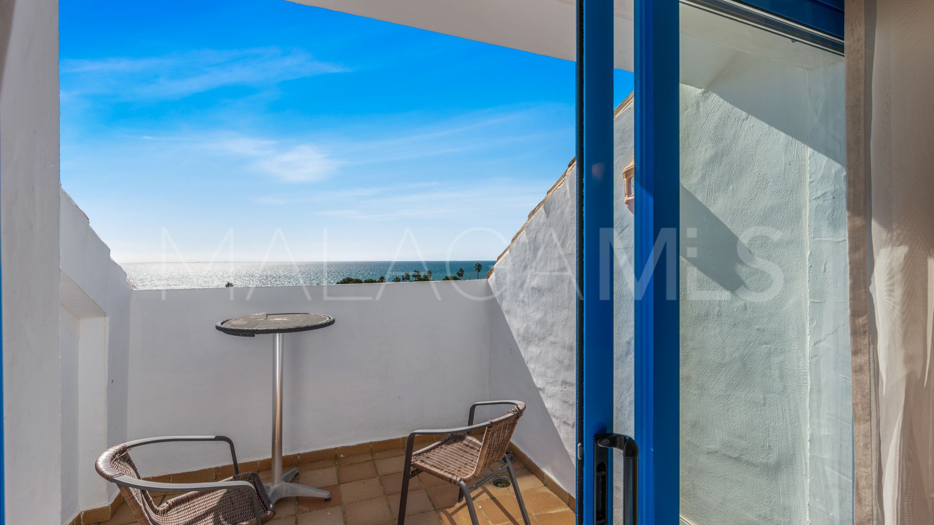 Duplex penthouse for sale in Duquesa Suites