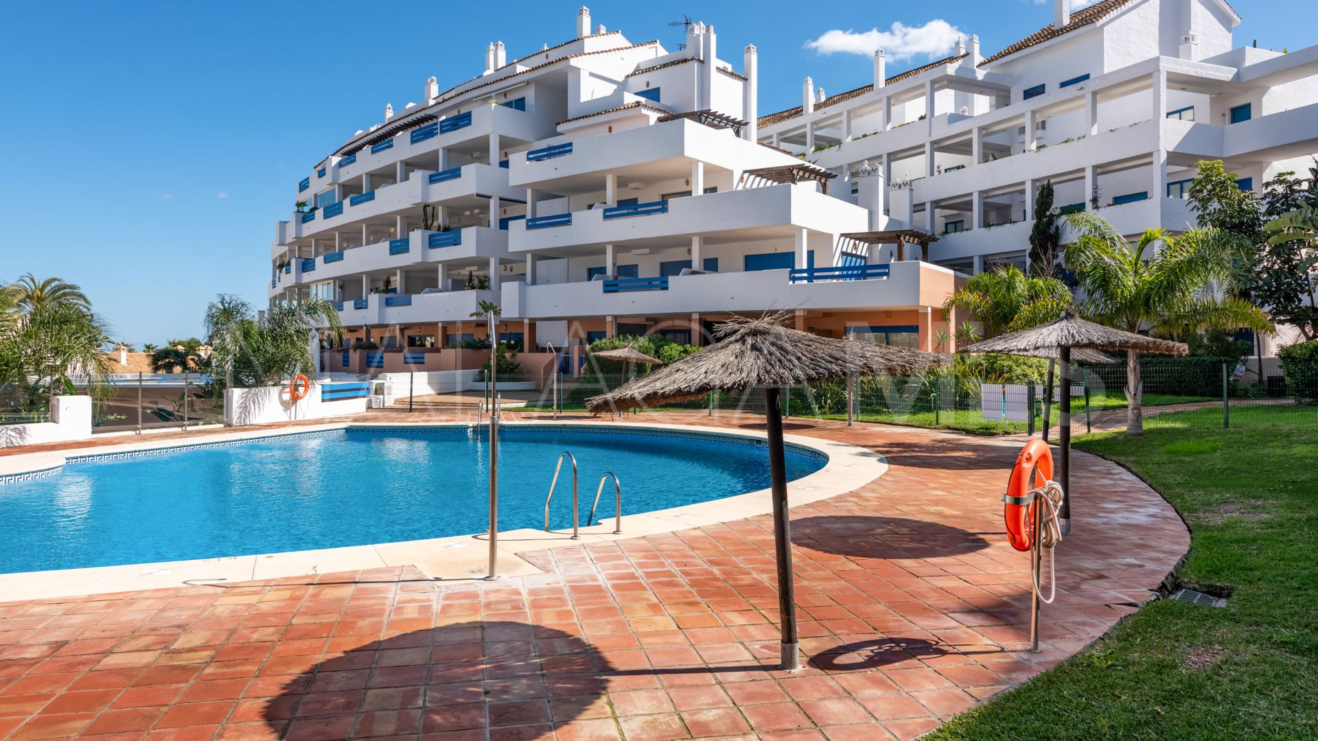 Duplex penthouse for sale in Duquesa Suites