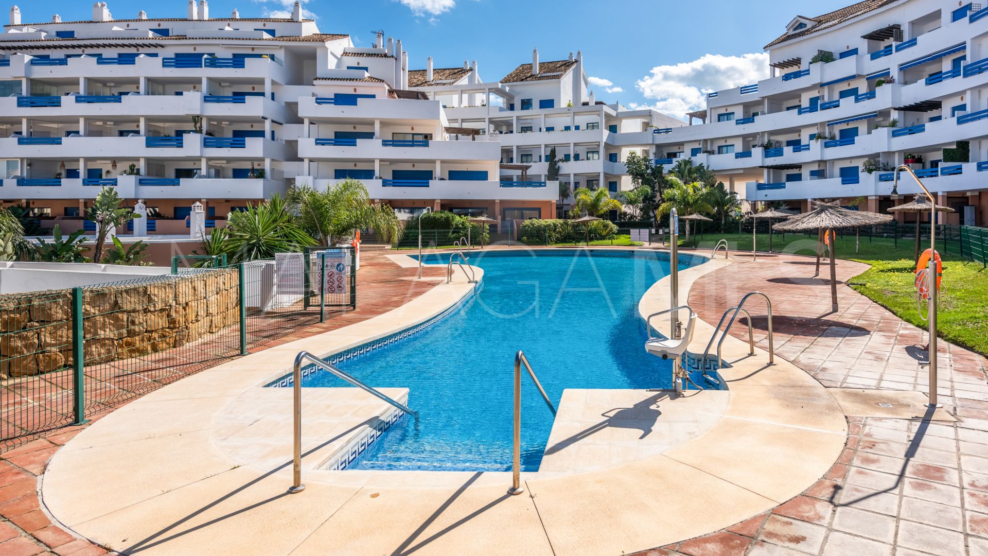 Duplex penthouse for sale in Duquesa Suites