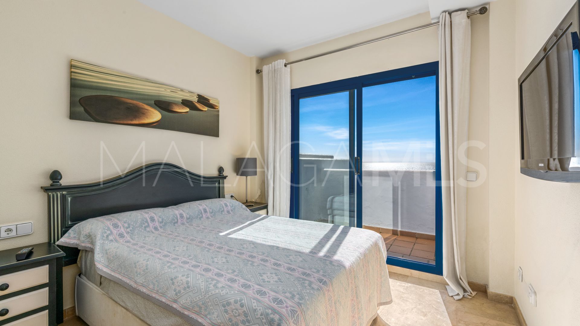 Duplex penthouse for sale in Duquesa Suites