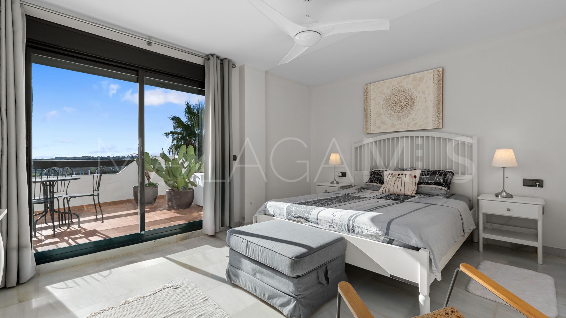 Takvåning for sale in Augusta Sea and Golf