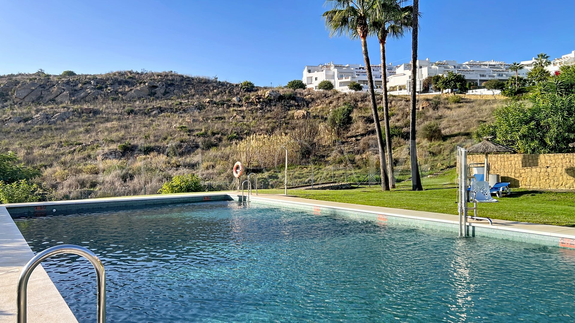 Takvåning for sale in Bahia de las Rocas