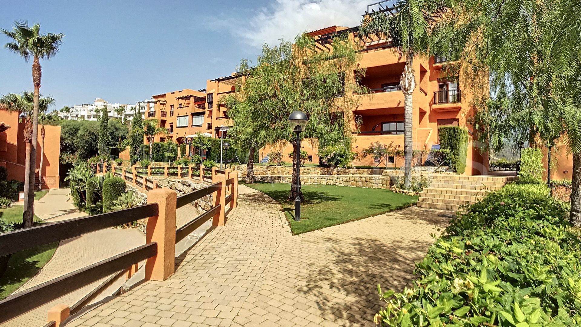 For sale ground floor apartment in Gazules del Sol