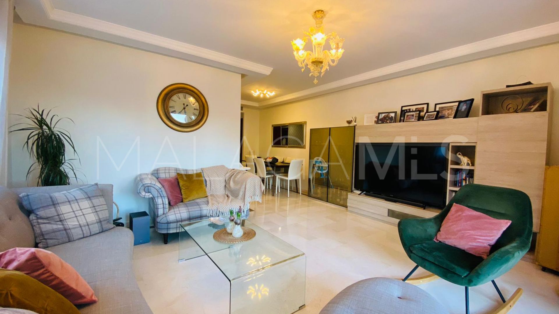 Erdgeschosswohnung for sale in Casares Golf