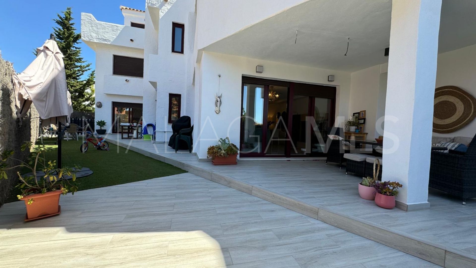 Erdgeschosswohnung for sale in Casares Golf