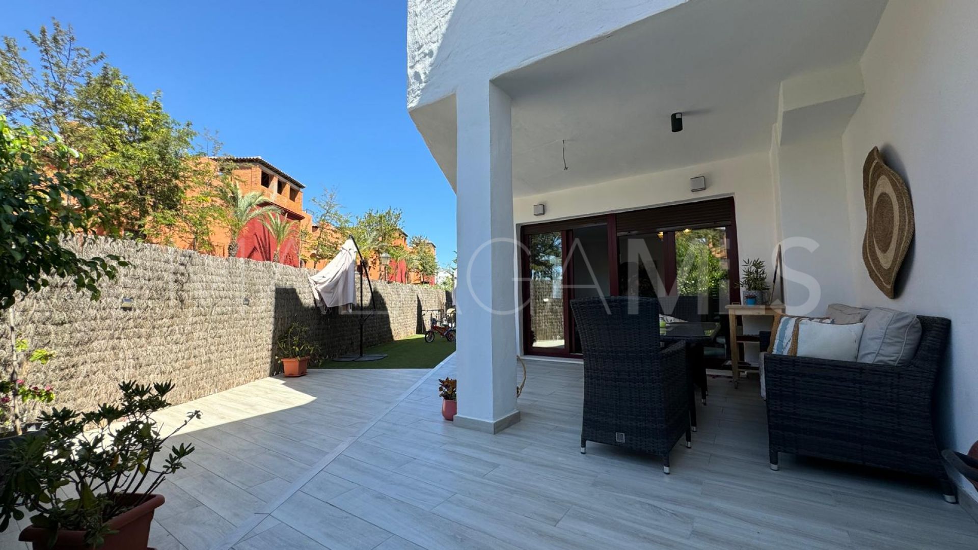 Erdgeschosswohnung for sale in Casares Golf