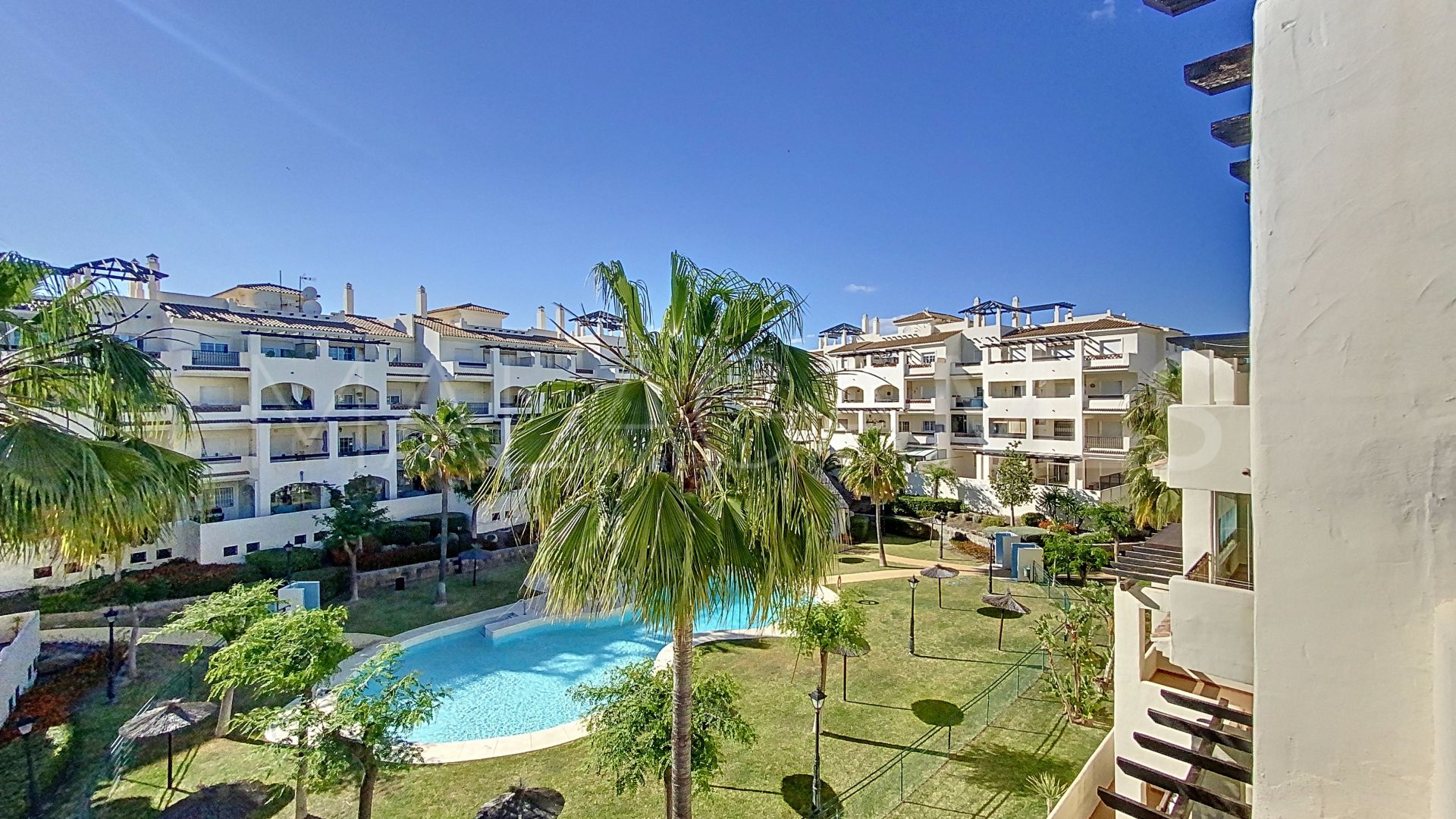 Sabinillas, apartamento with 2 bedrooms for sale