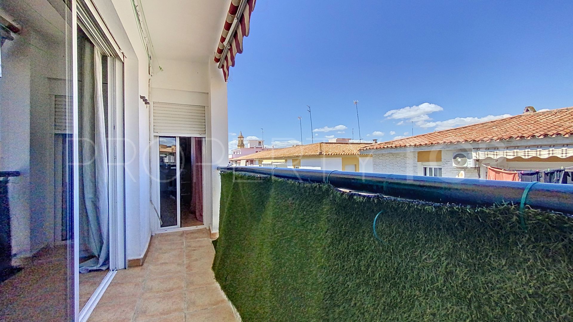 Apartamento en venta de 3 dormitorios en Estepona Centro