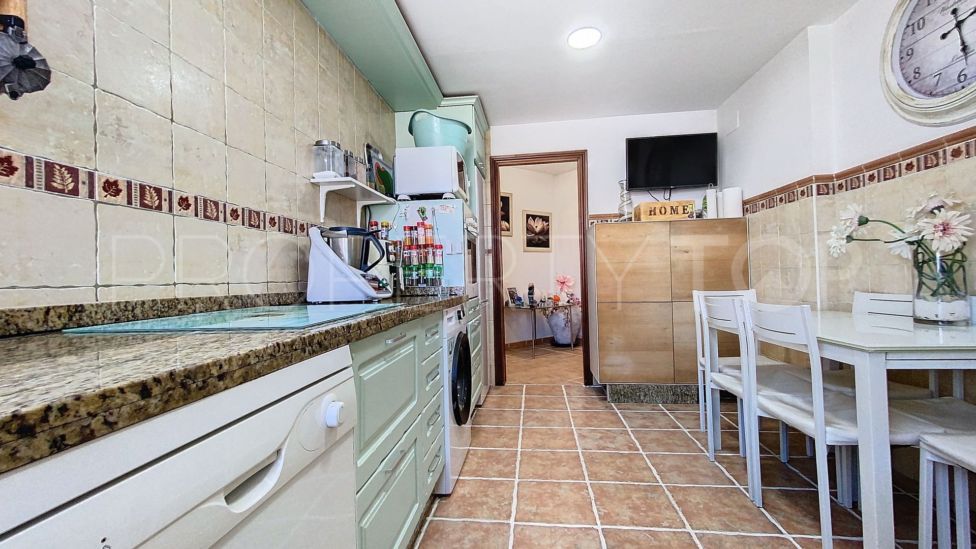 Apartamento en venta de 3 dormitorios en Estepona Centro