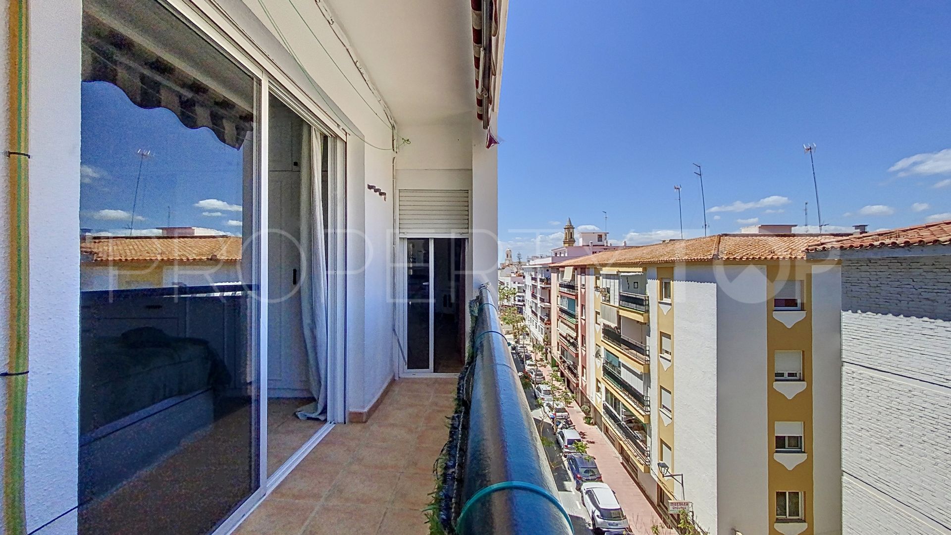 Apartamento en venta de 3 dormitorios en Estepona Centro