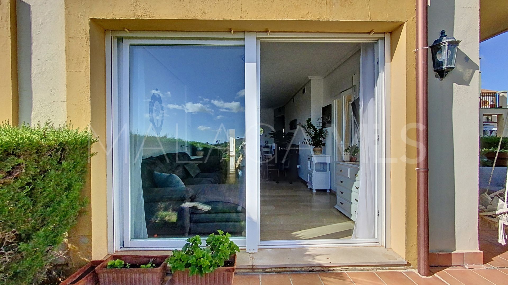 Erdgeschosswohnung for sale in Bahia de Casares