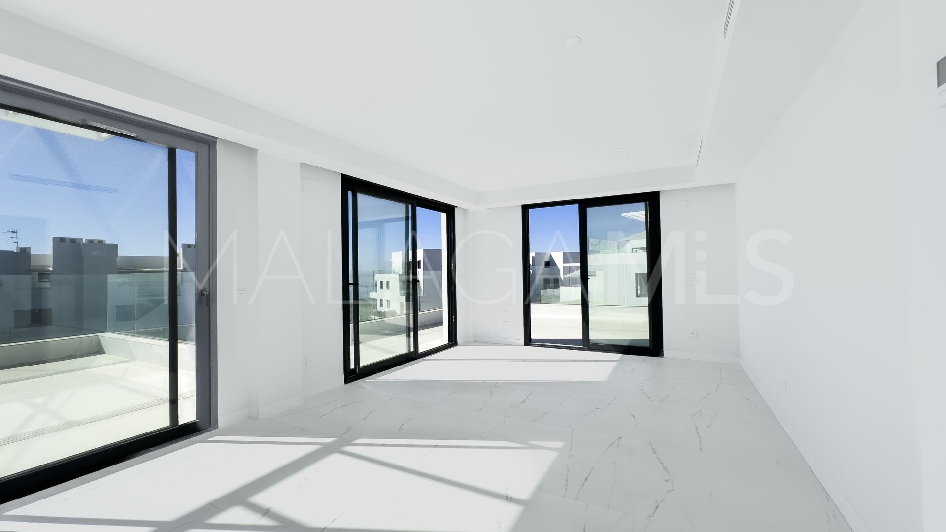 Casares Playa penthouse for sale