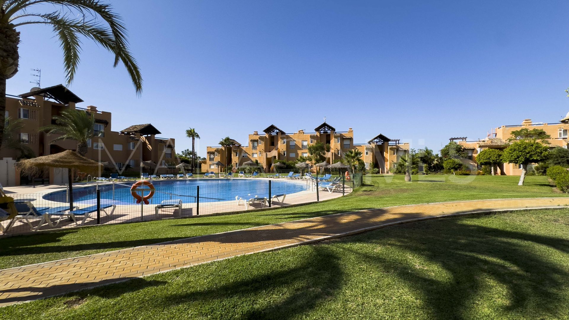 Apartamento planta baja with 2 bedrooms for sale in Casares del Sol - Casares Golf