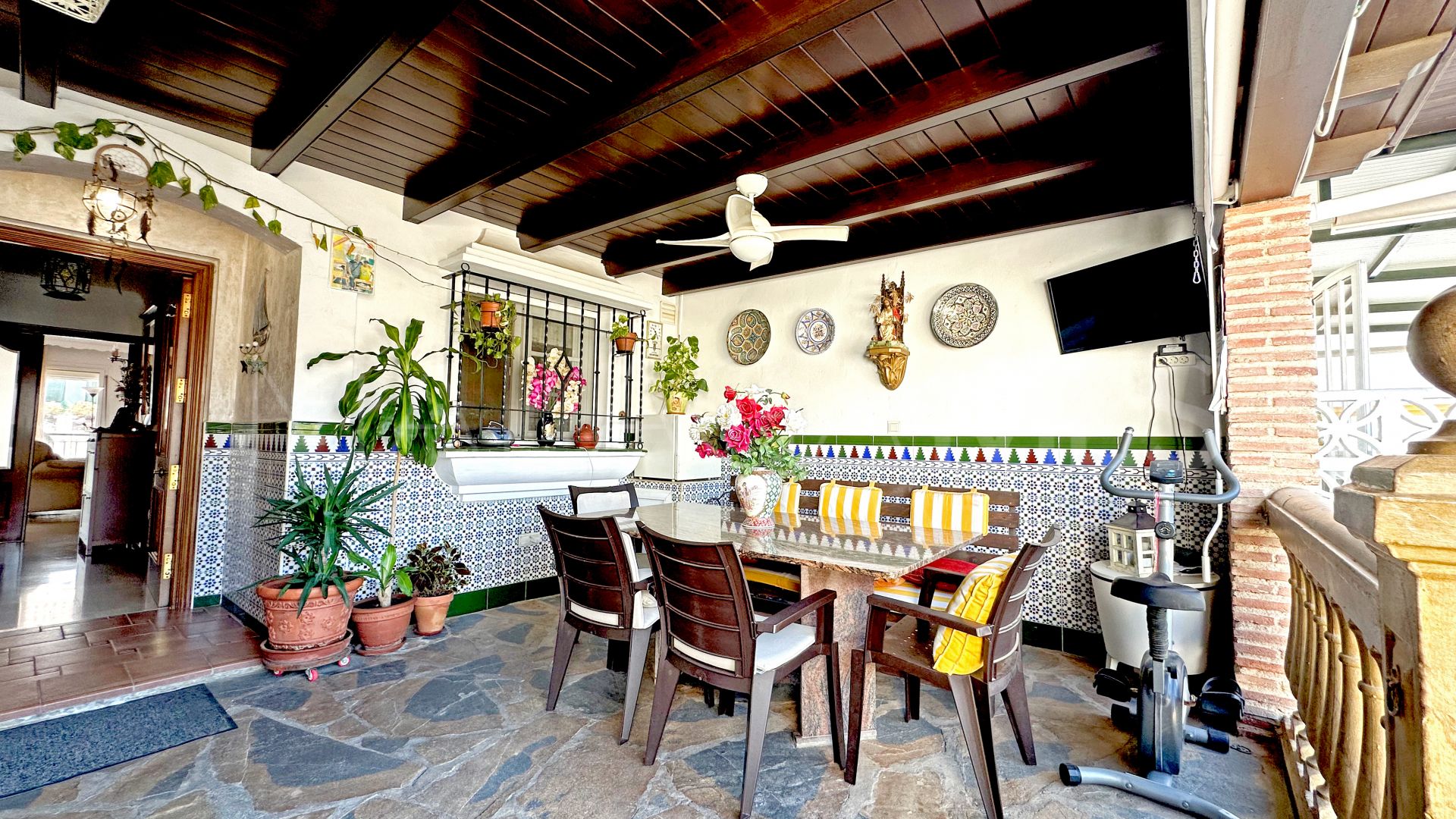 3 bedrooms town house in Estepona Centre for sale