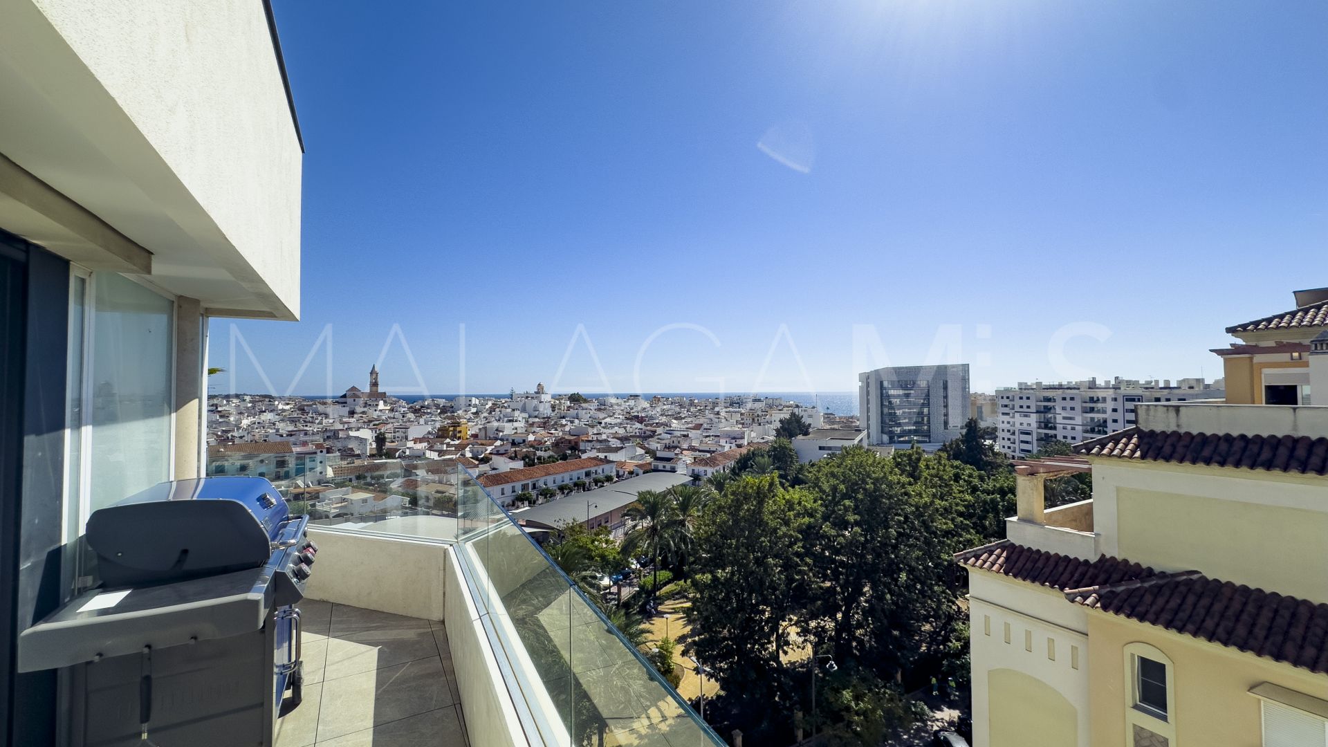 2 bedrooms Estepona Old Town penthouse for sale