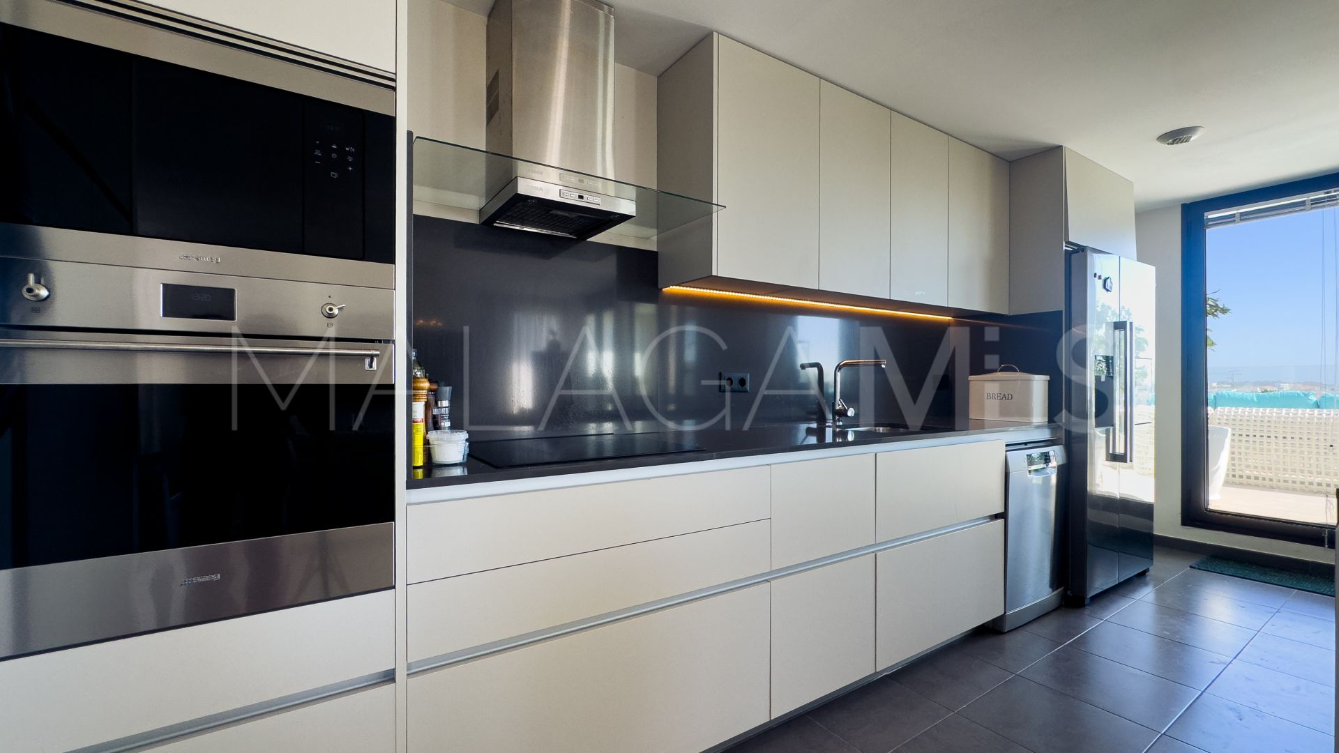 2 bedrooms Estepona Old Town penthouse for sale