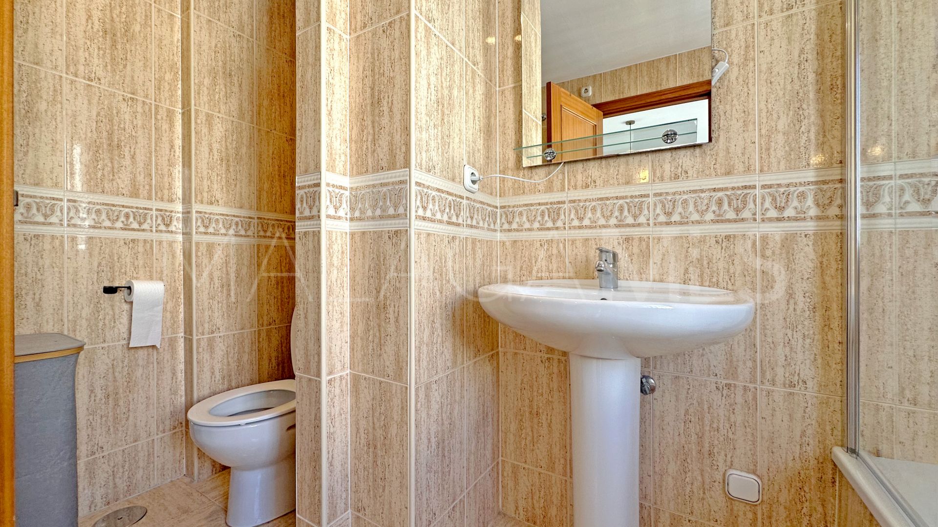 Radhus for sale in Atalaya Golf