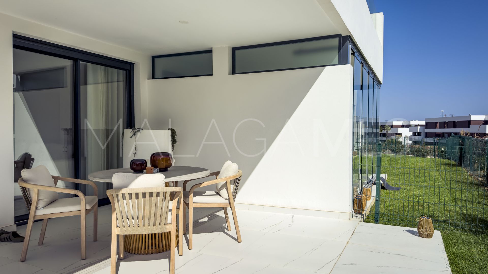 Camarate Golf, apartamento planta baja for sale