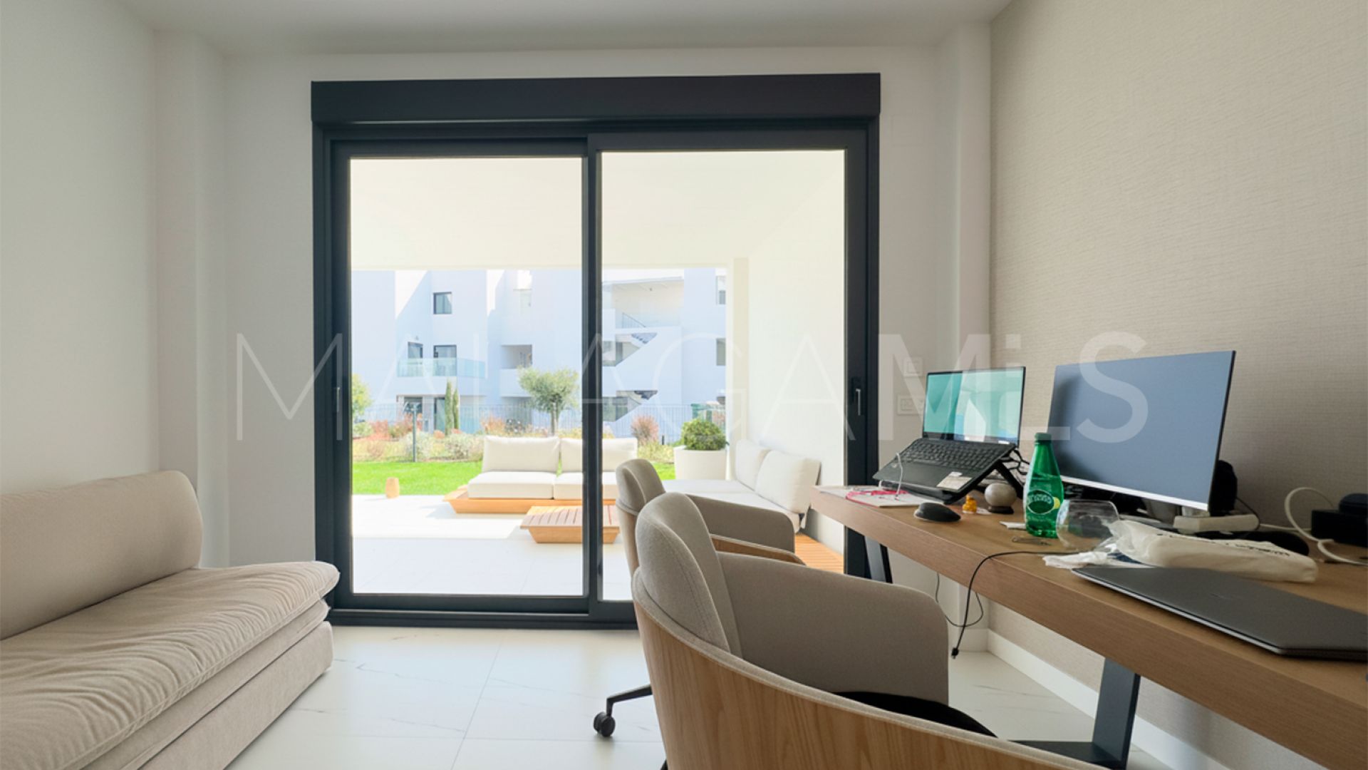 Camarate Golf, apartamento planta baja for sale